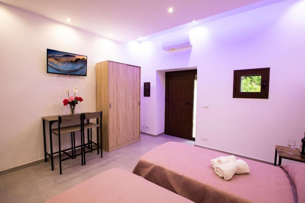 La Domus Di Segesta "Smart Solution" Apartment กาลาตาฟีมี ภายนอก รูปภาพ